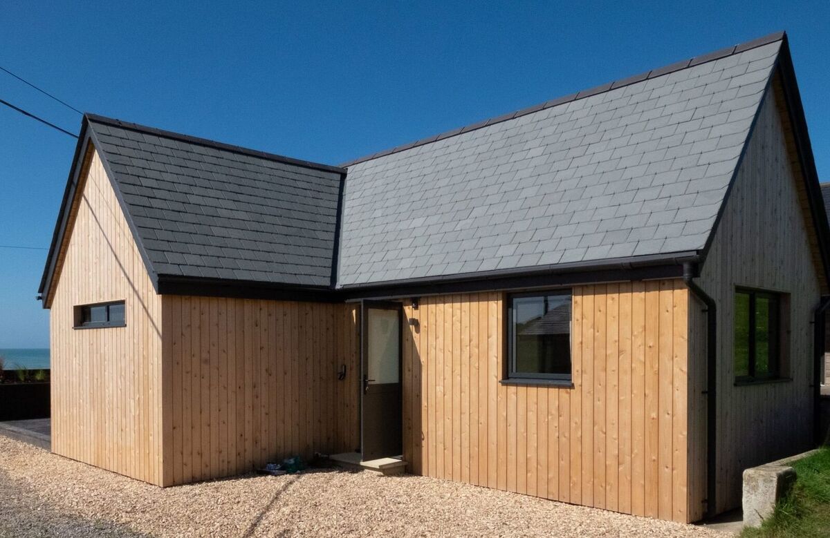 BeachHouse-42-e1653383992122.jpg